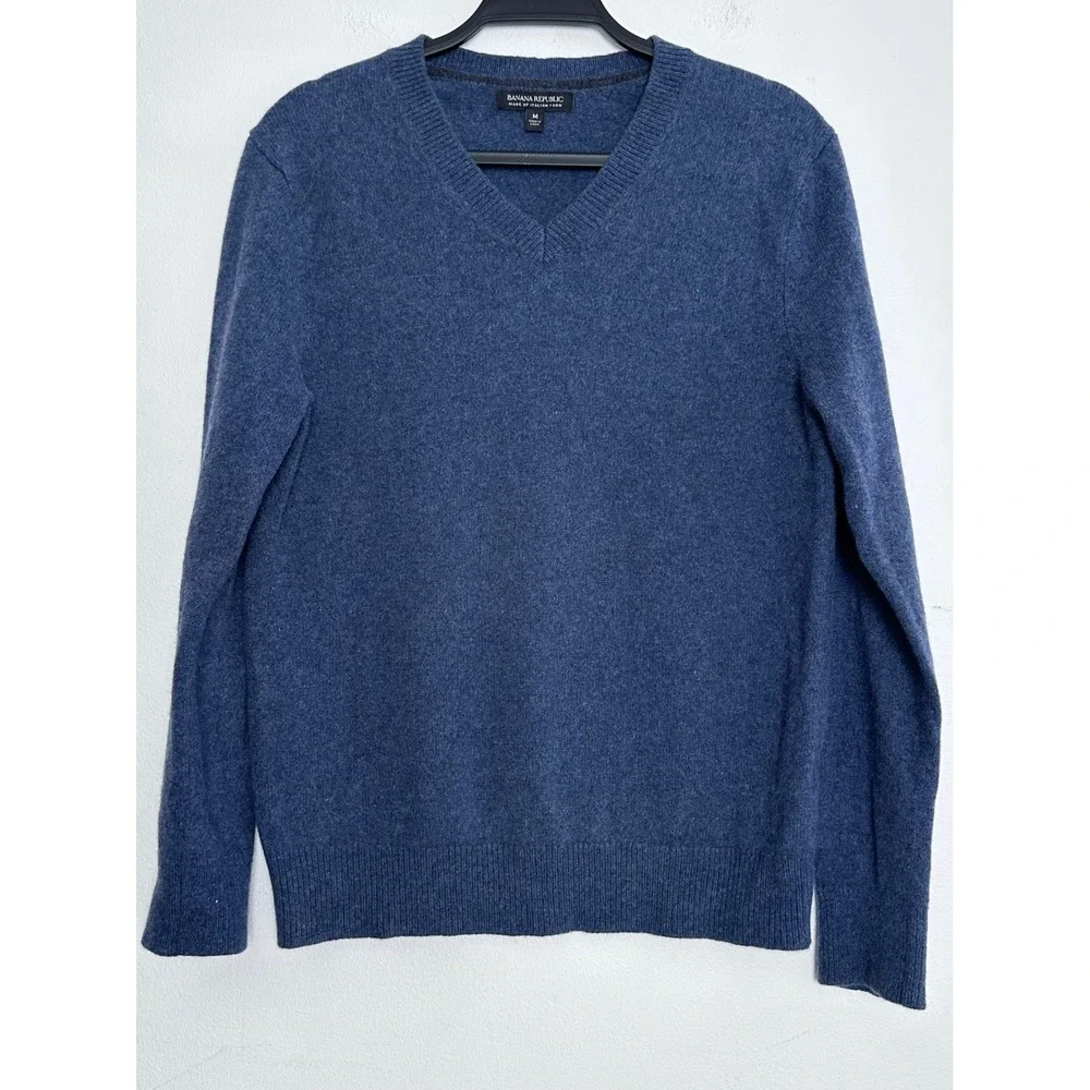 Banana Republic Mens V-Neck Sweater Blue 100% Extra Fine Merino Wool Size M